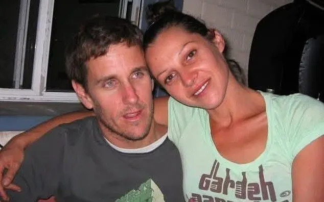 Parents k!ll their autistic sons, their 3 pets, and then take their own lives in murd�r-su!cide