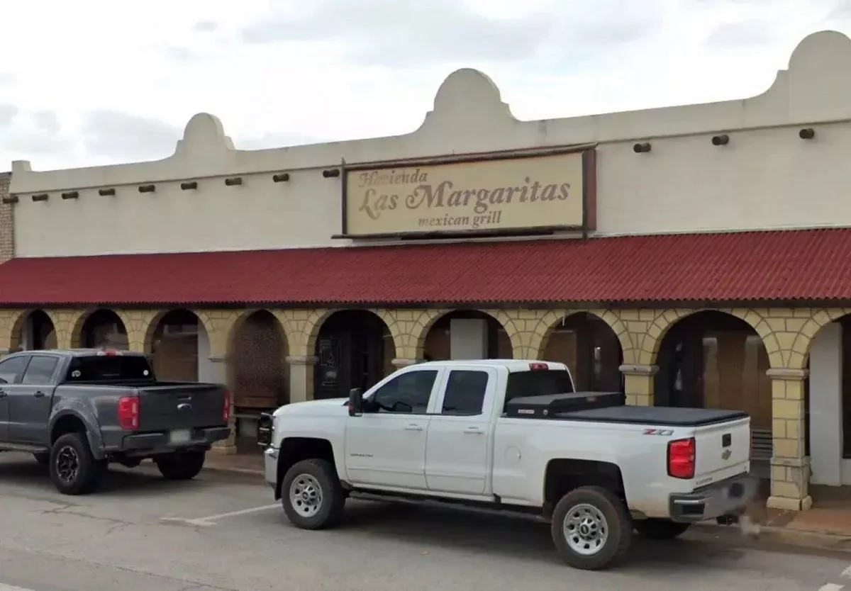 Mum-of-three di£s after drinking 'poisoned' margarita cocktail on restaurant date