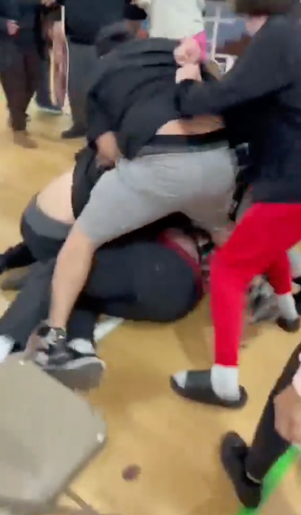 Fight breaks out over seating at Catholic kindergarten graduation ceremony (video)