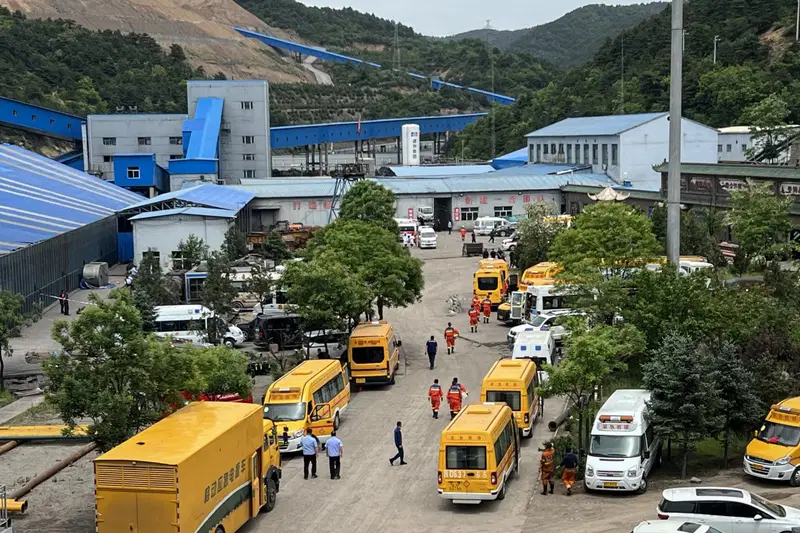 At least 90 k!lled, many more missing in China coal mine blast