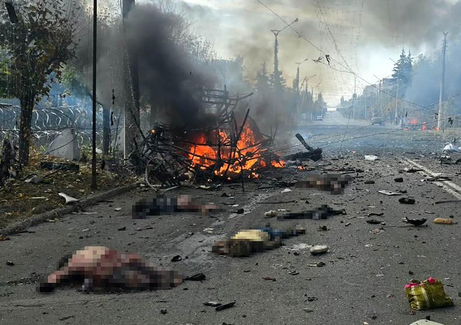 Russian bus stop bombing k!lls at least 33 in Ukraine