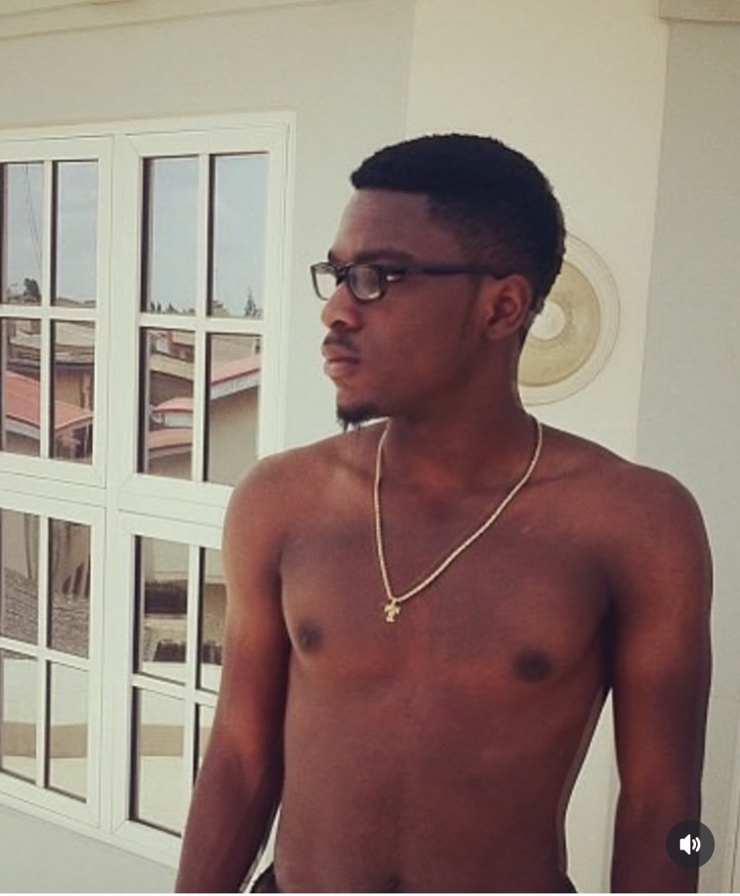 Tobi Bakre flaunts impressive transformation as he shares then and now photos