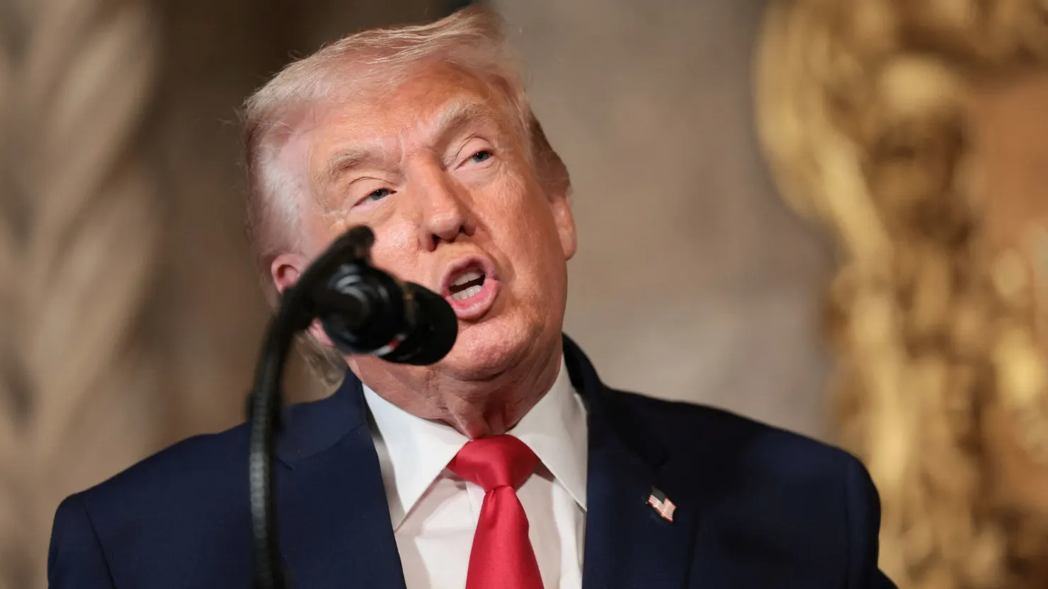 Trump says U.S. will keep the crude oil and tankers seized near Venezuela