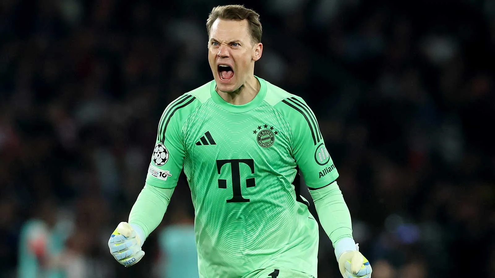 Bayern Munich goalkeeper, Manuel Neuer signs one-year contract extension
