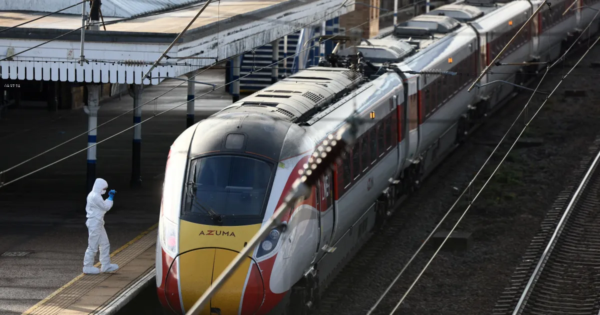 Police rule out terrorism in UK train st@bbing after two British suspects arrested