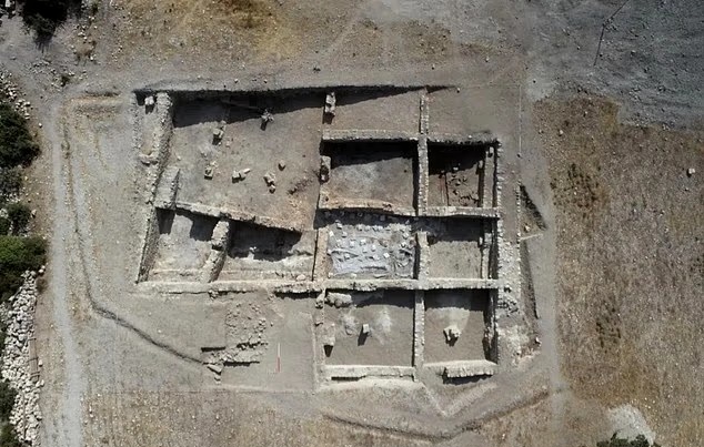 Scientists discover 1,300-year-old Jesus bread