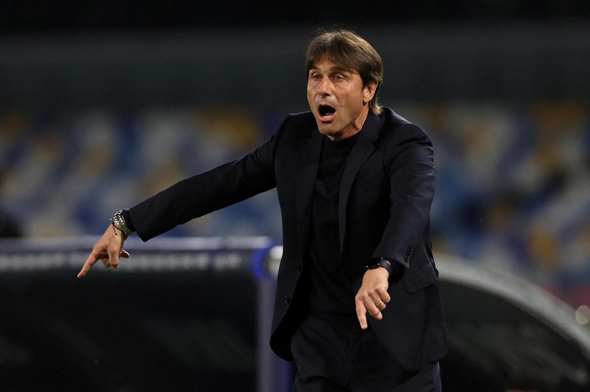 Antonio Conte officially leaves Napoli after contract terminated