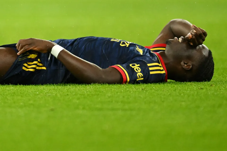 Arsenal star Bukayo Saka ruled out for up to eight weeks with thigh injury