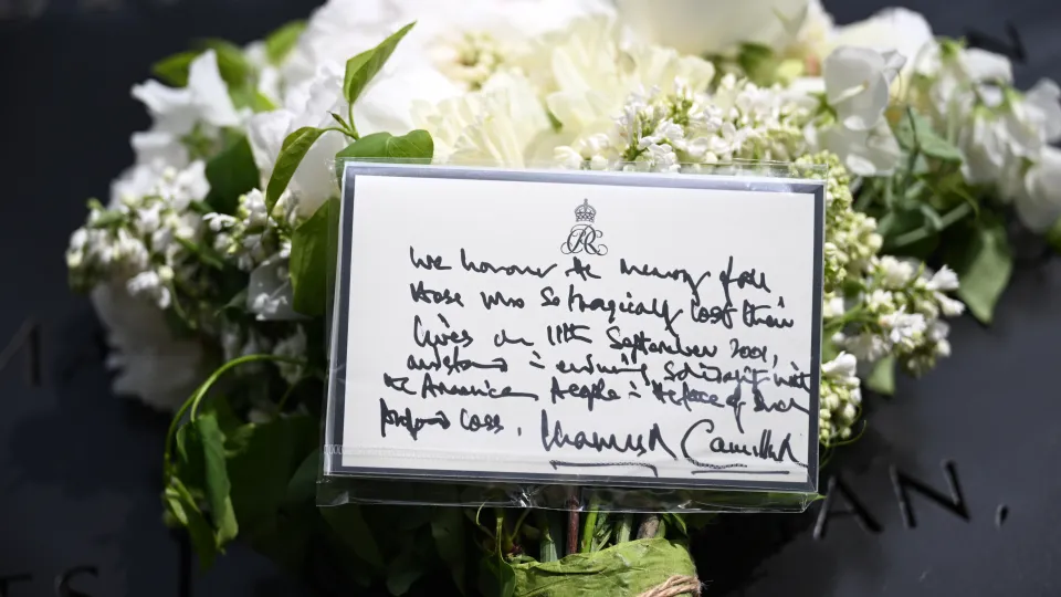 King Charles III and Queen Camilla leave handwritten message of âenduring solidarityâ at New Yorkâs 9/11 memorial