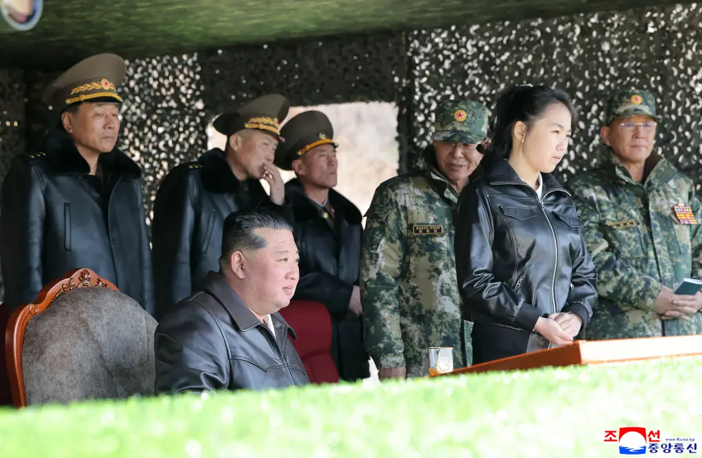 North Korean leader?s teenage daughter drives tank in latest public appearance