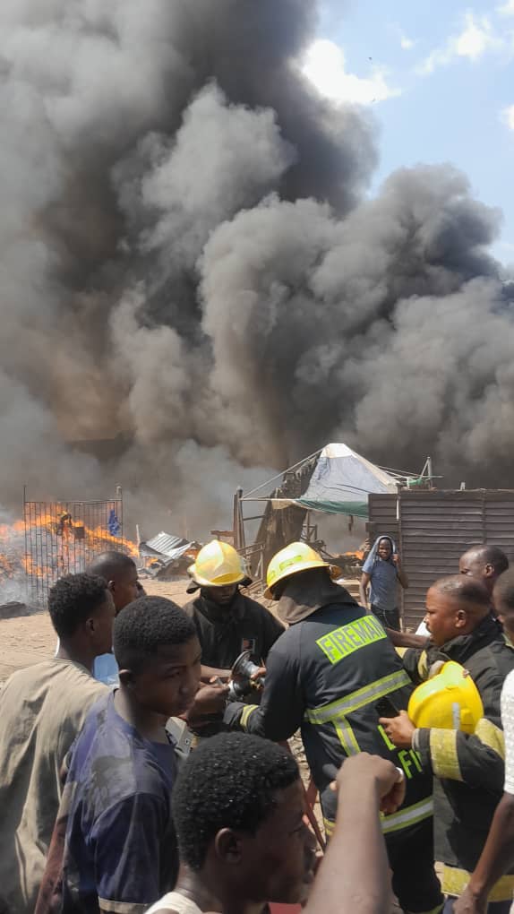 Fire breaks about at Katangowa in Abule Egba, Lagos  (video)