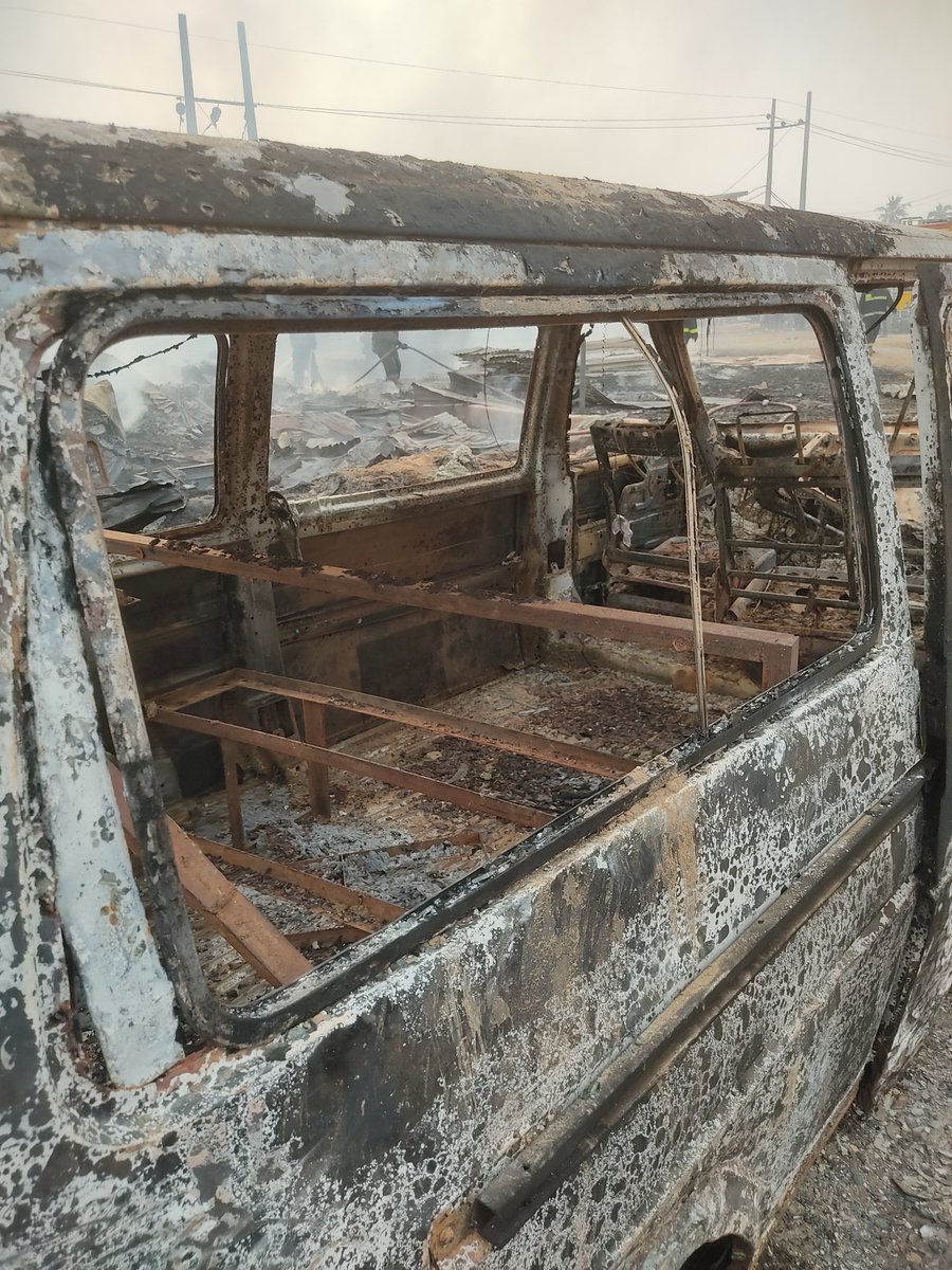 Fire breaks about at Katangowa in Abule Egba, Lagos  (video)