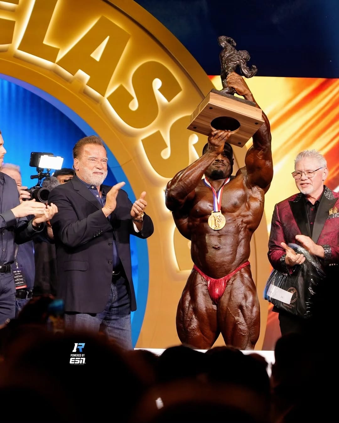 Nigerian body builder Chinedu wins 2026 Arnold Classic and takes home $750,000 prize (photos/video)