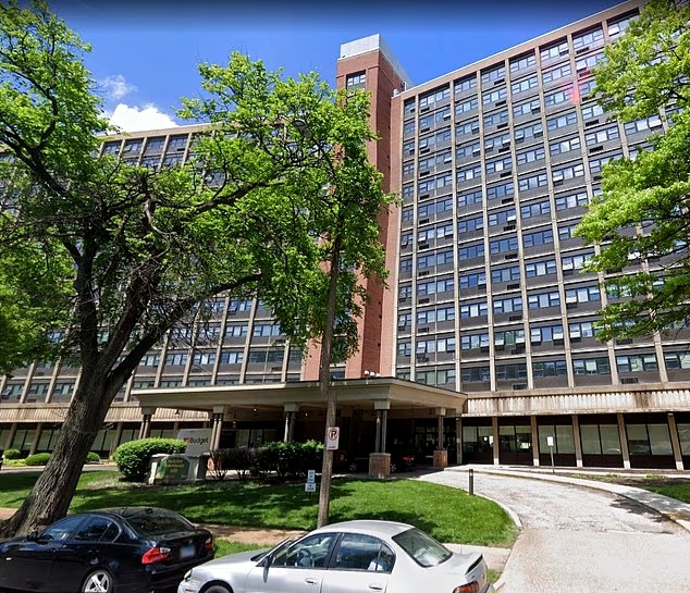 Boy, 3, fell to de@th from apartment window after dad went outside to smoke while watching him