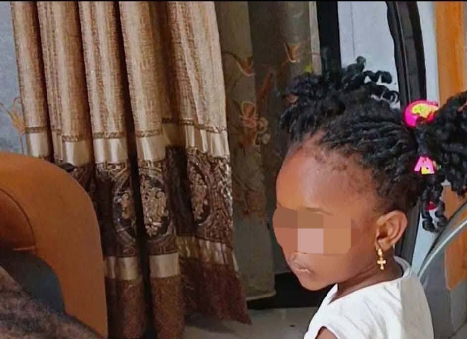 Mother called out for letting husband carry their daughter on his thighs