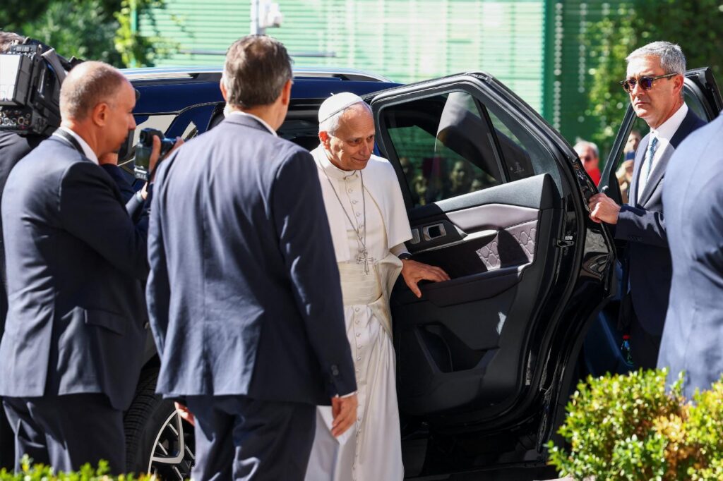 Pope Leo arrives at Rome Hospital ahead of Lung surgery (Photos)