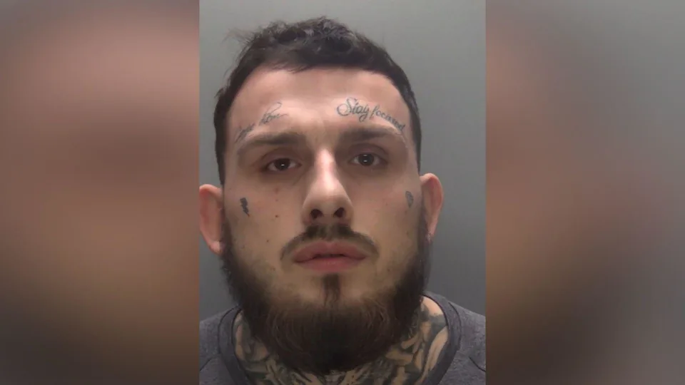 20-year-old prison officer jailed for relationship with older male inmate when she was 18