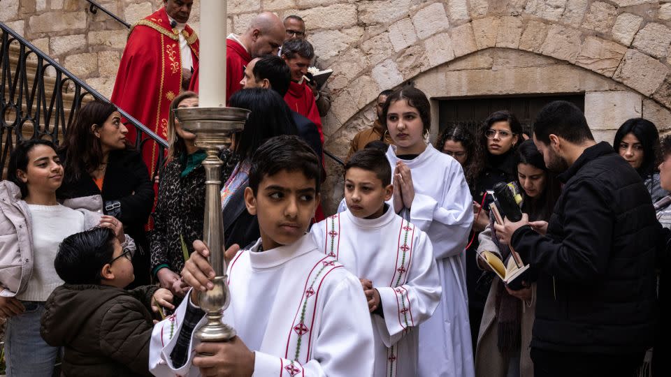 Israel government reverses decision to bar priests from conducting Palm Sunday Mass in Jerusalem after global criticism