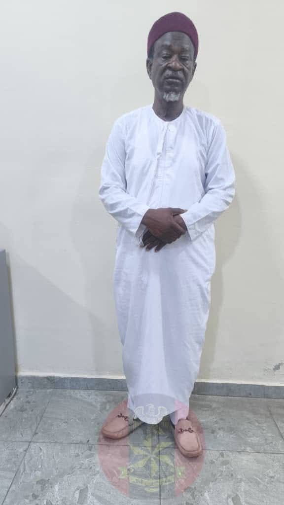 Nigerian Army arrests notorious impostor parading himself as retired Major General