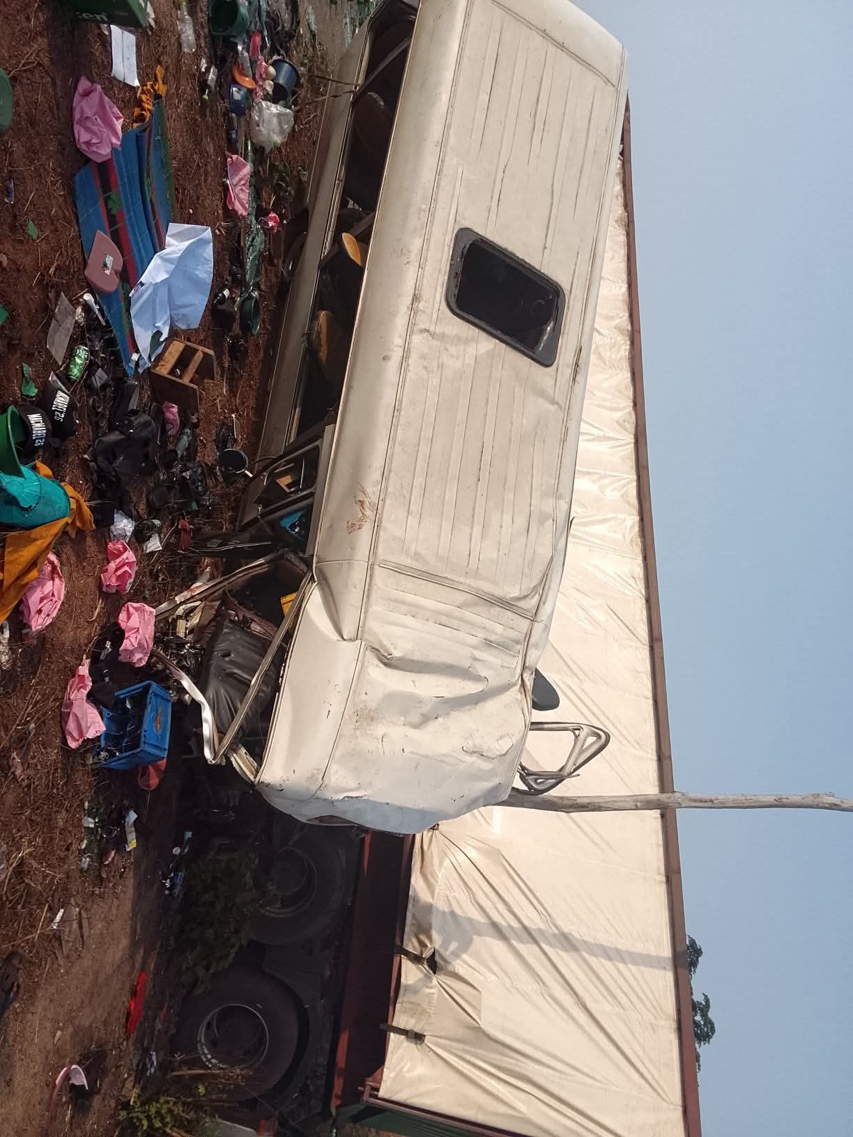 Road accident involving traders returning from a wedding