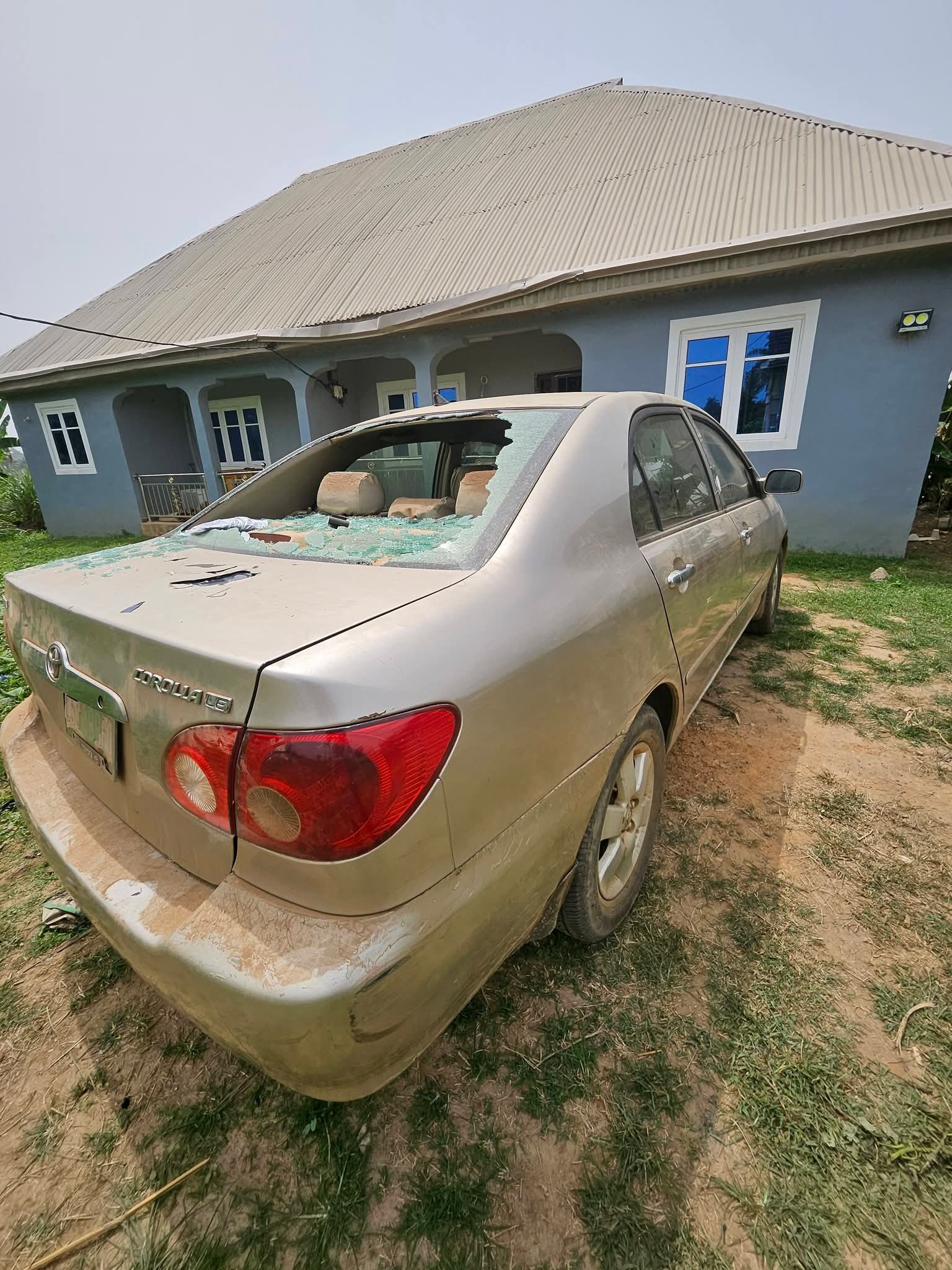 Protest rocks Ondo community as bandits demand N80m ransom for abducted couple