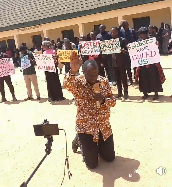 Seven victims of Plateau attacks get mass burial