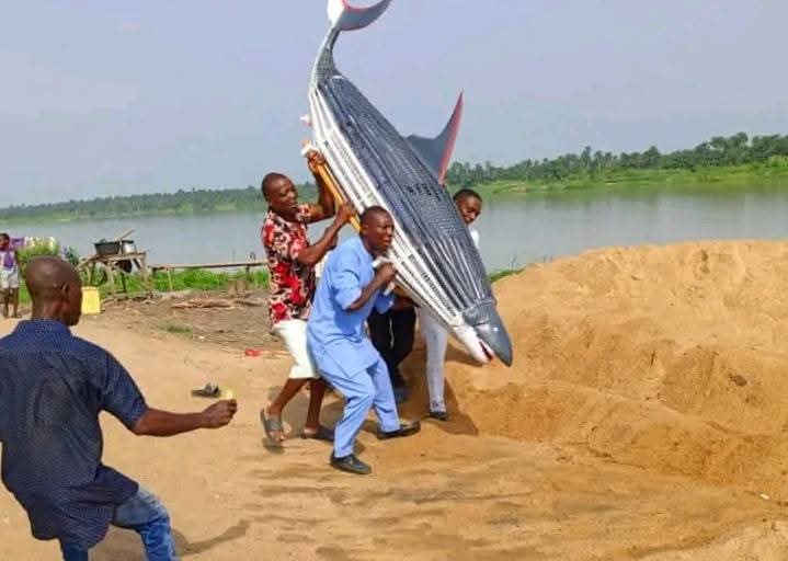 120-year-old fisherwoman buried in dolphin-shaped casket in Delta community