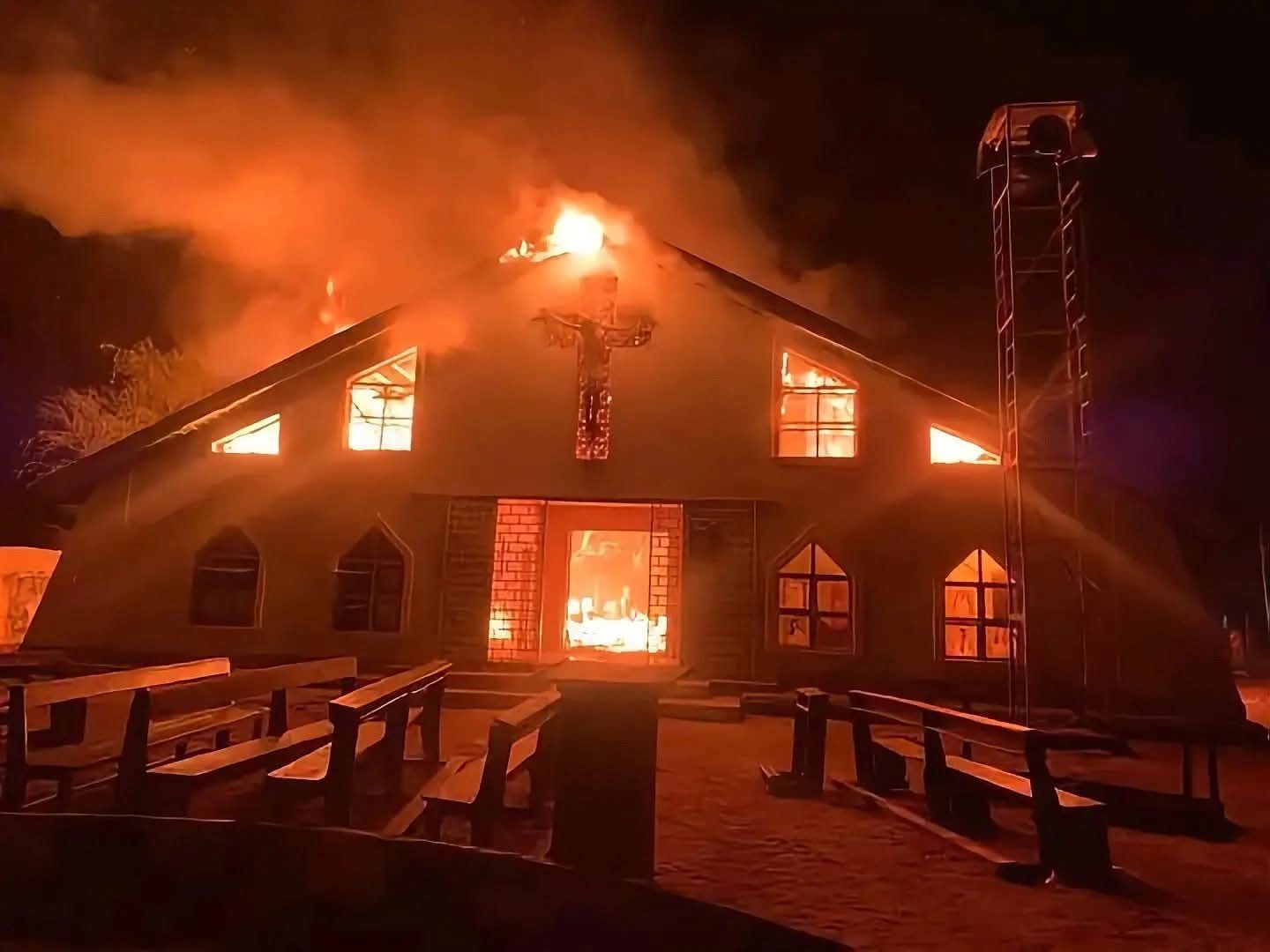 Fire razes Catholic Cathedral in Taraba