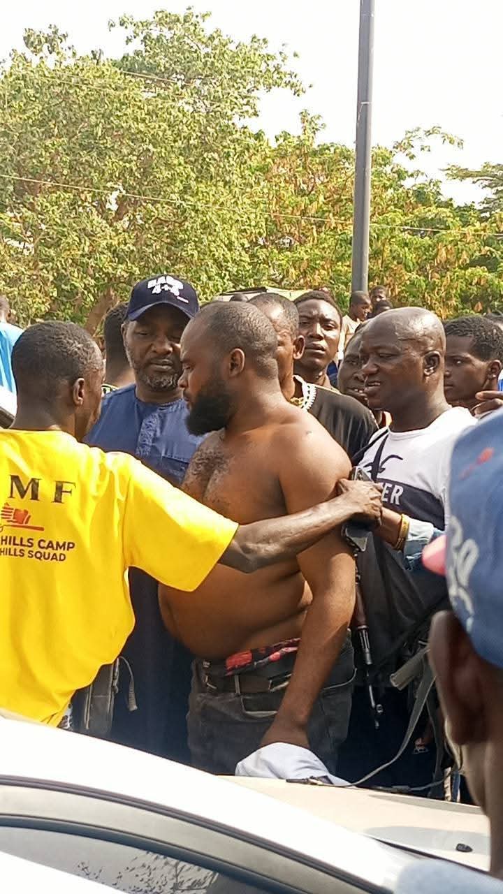 Armed robbers trail man to bank in Minna, snatch N10m from him