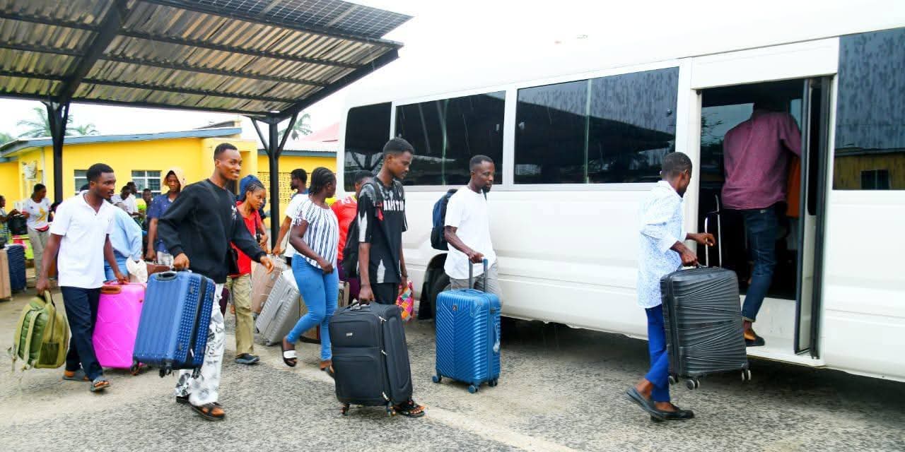 Akwa Ibom Govt hands over 44 trafficked Ghanaian nationals to home country