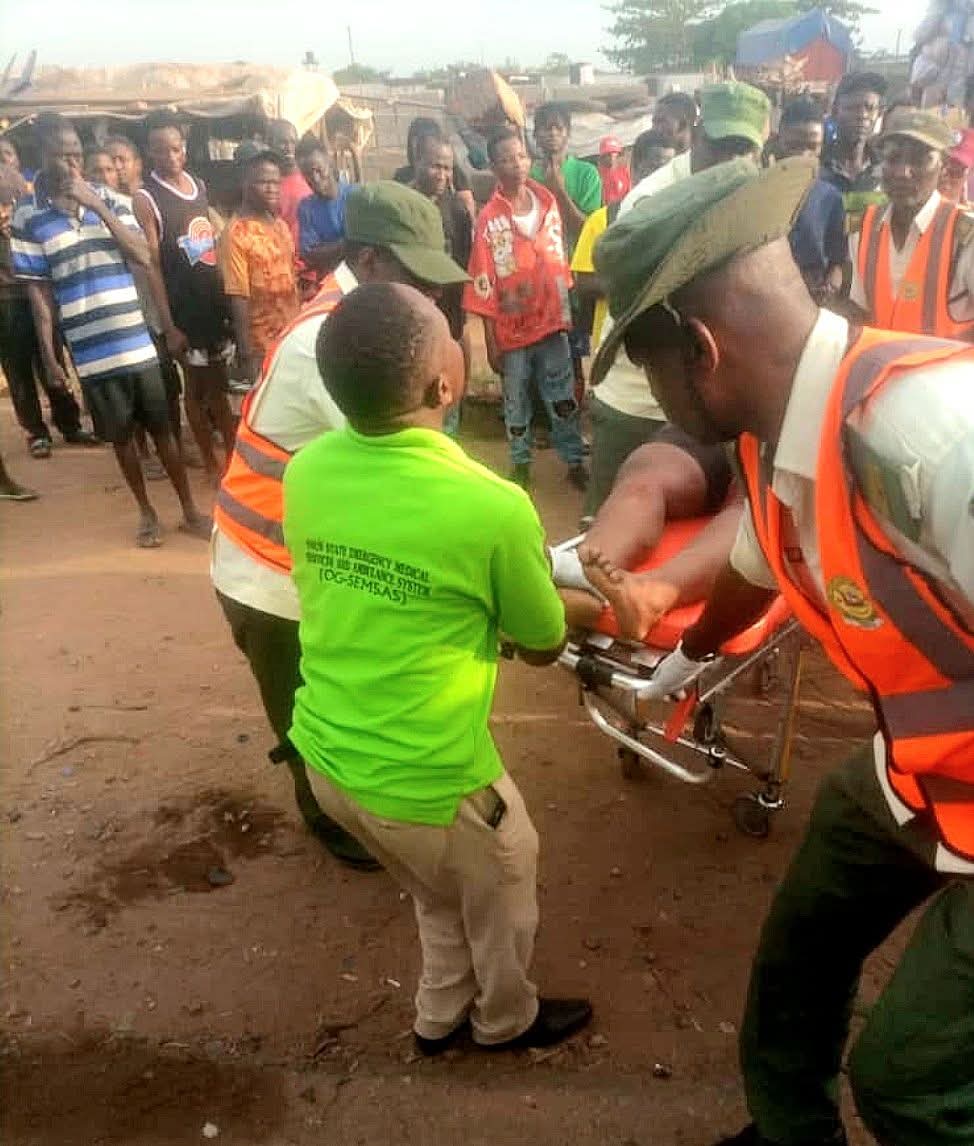 UK returnee attending wedding d!es in Lagos-Ibadan Expressway crash