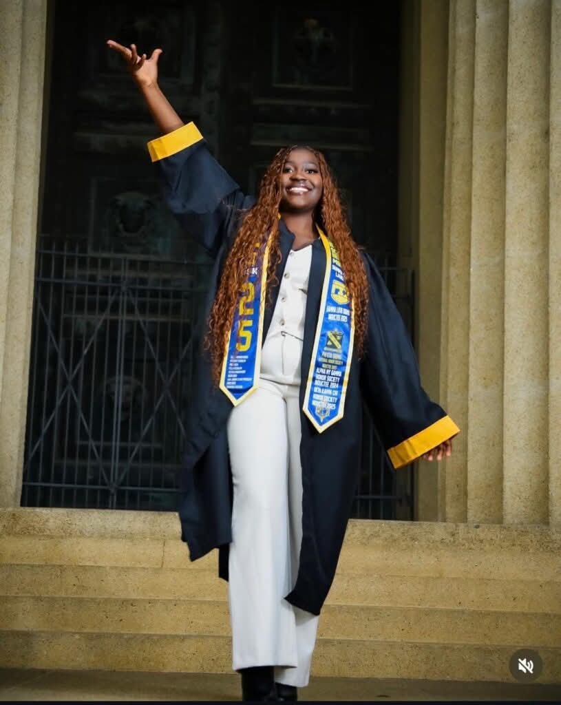 Nashville authorities investigating the crash.