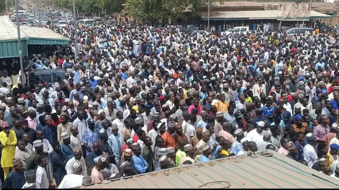 Five family members d!e in Yobe road accident