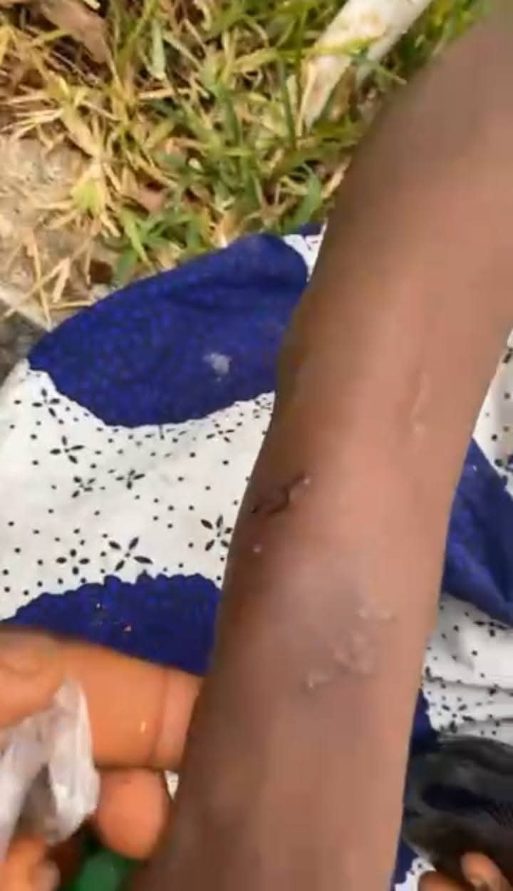 Angry residents b3at up man accused of t0rturing his maid in Benue