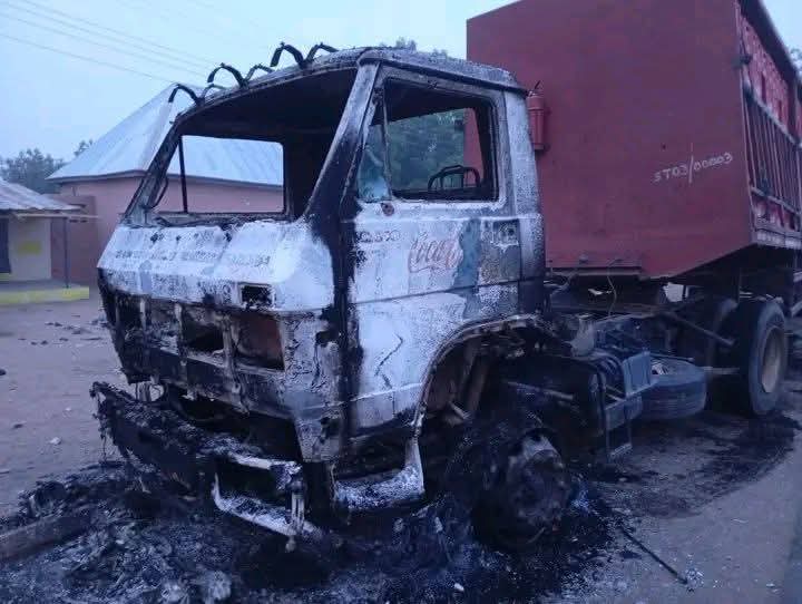 DHQ confirms d3aths of terrorists and soldiers in Borno attack