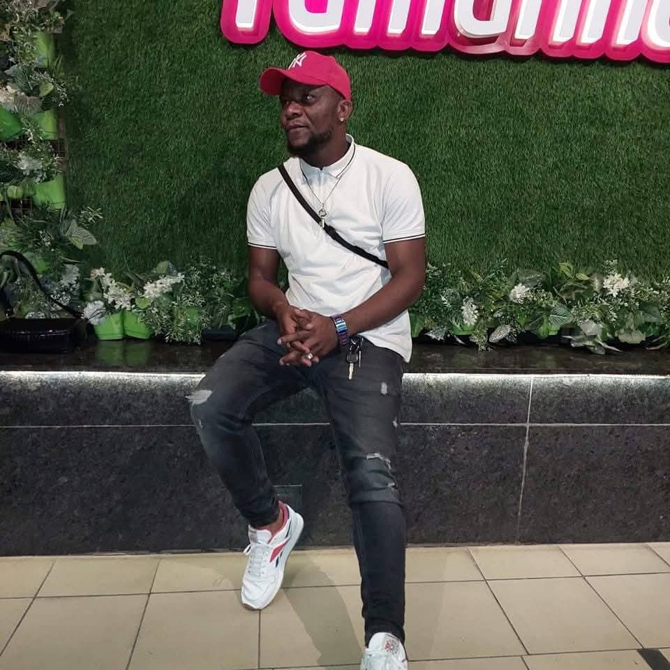 Fight and hunt your k!llers - Grief-stricken family of Nigerian man allegedly m8rdered by his friends in India urges him to avenge his d3ath (video)