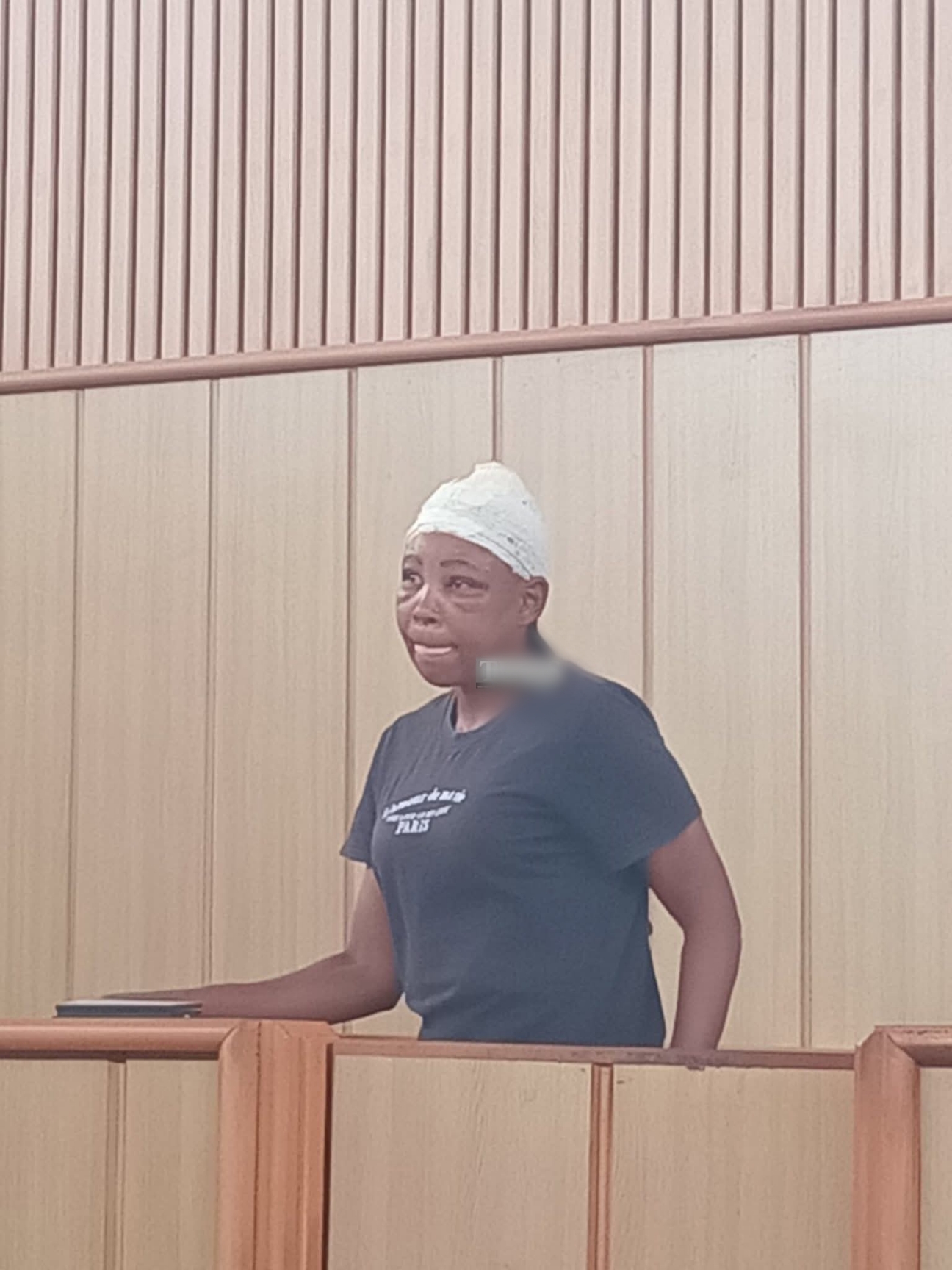 Woman sets boyfriend