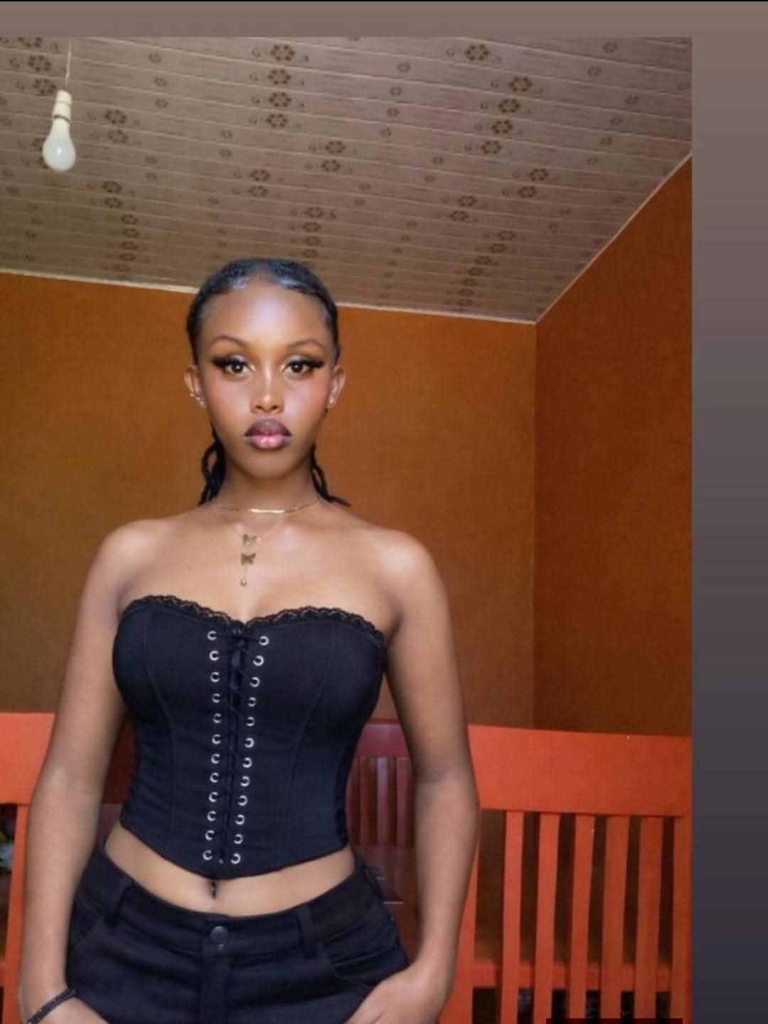 CCTV footage shows final moments of 22-year-old Kenyan student before she fell to her d3ath from sixth floor of apartment