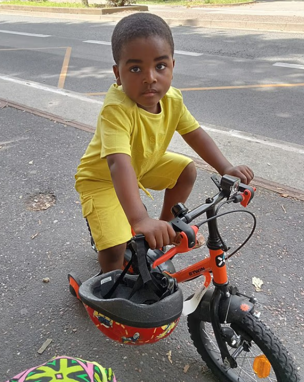 British-Nigerian man jailed for abducting his 5-year-old son still on run after being mistakenly released from UK prison
