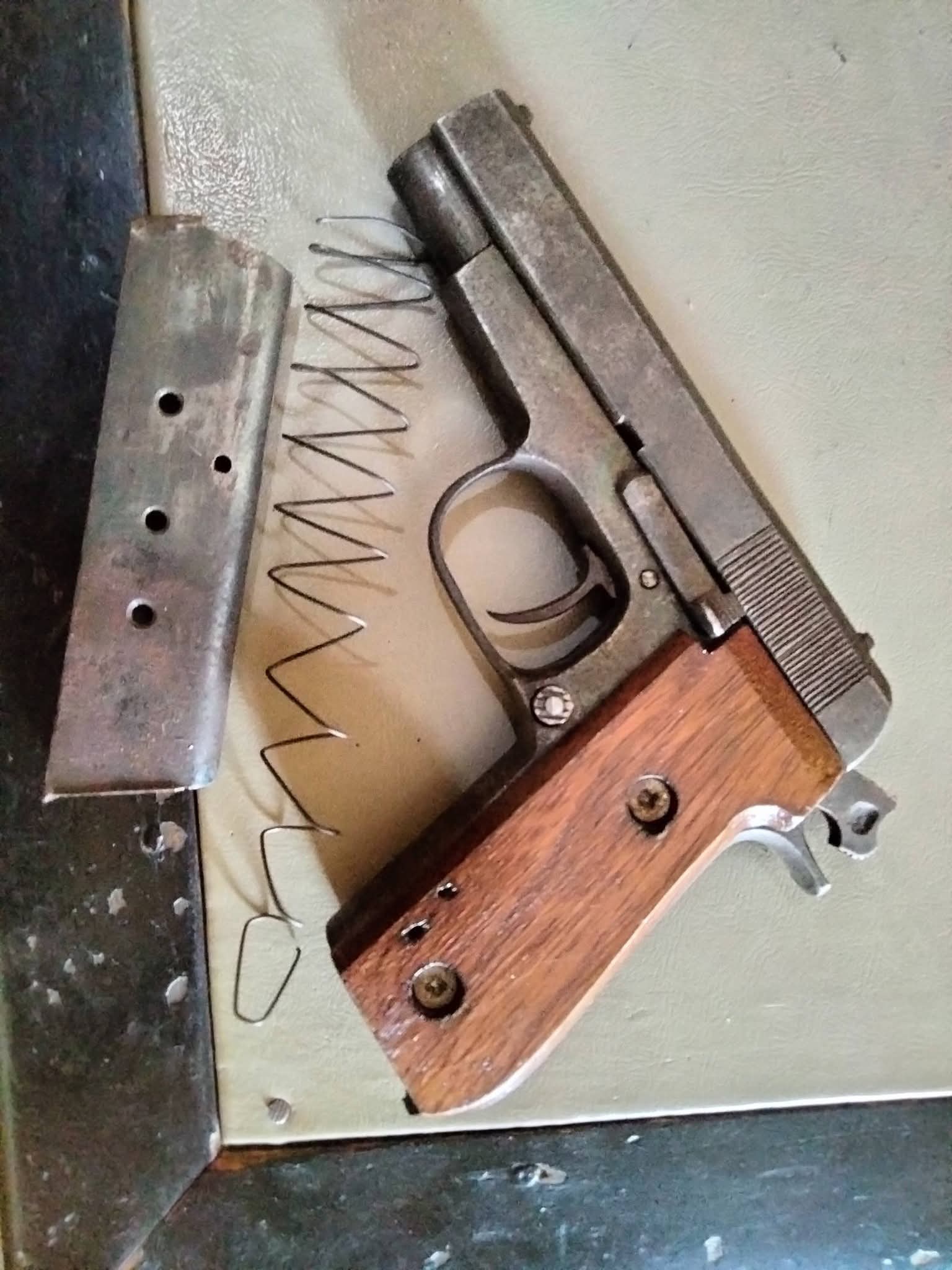 Suspected cultist arrested with firearm and military camouflage in Niger State