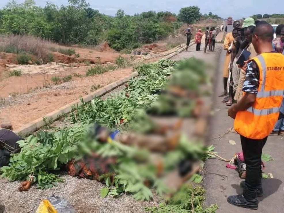 16 k!lled, five injured as bus plunges under bridge on Lokoja-Okene highway