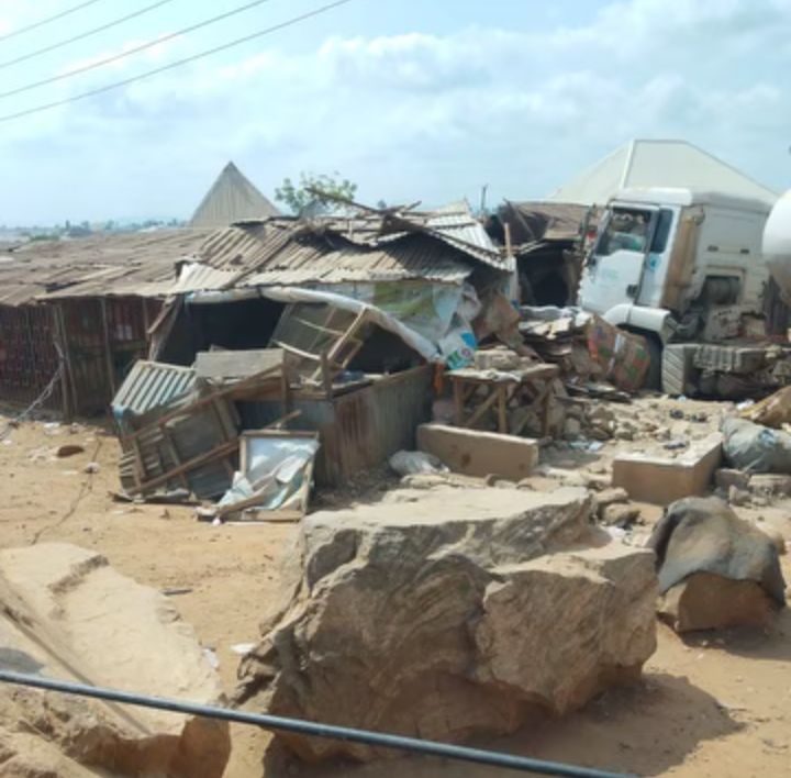 Tanker crashes into house, k!lls woman and her 10-year-old grandson in Suleja