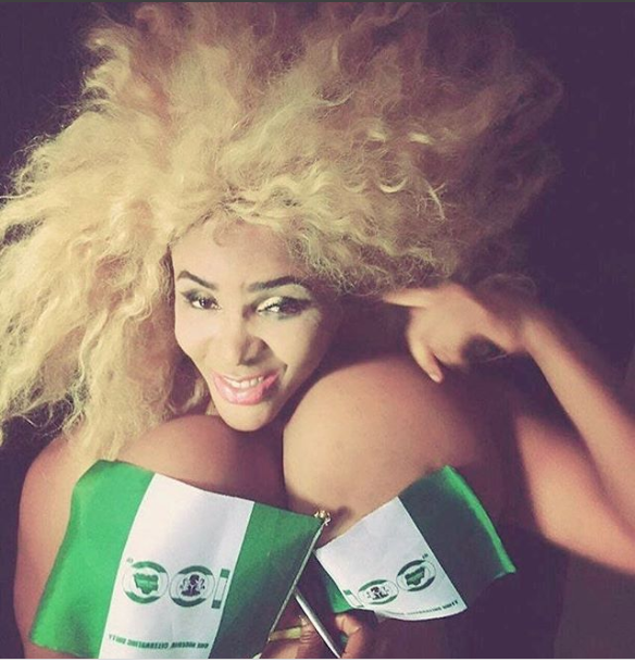 Cossy Ojiakor and her gigantic boobs celebrate Independence day (Photo)