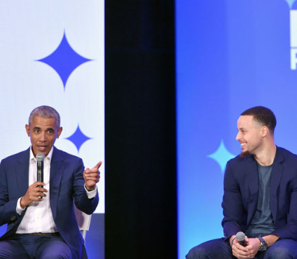 Barack Obama shakes table on which most entertainers stand (video)