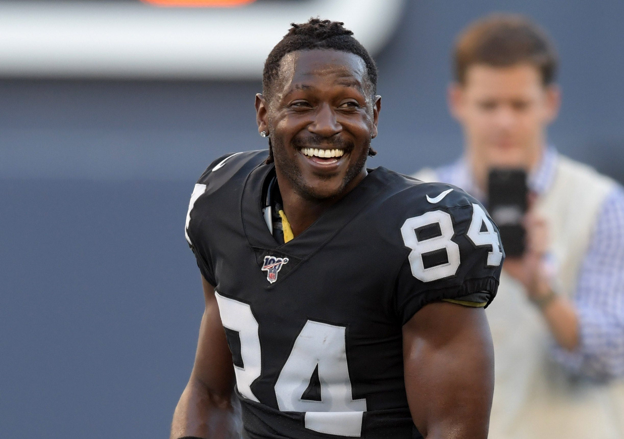NFL star Antonio Brown accused of raping a former trainer