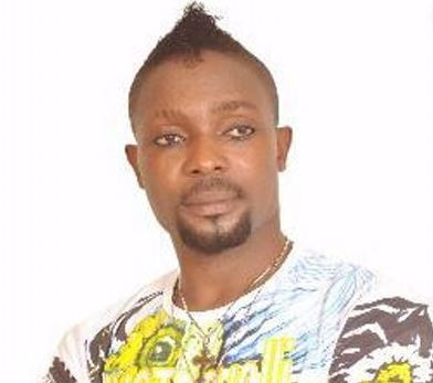 Daddy Showkey announces the death of Mad Melon, one half of the popular 90s group 'Danfo Drivers' (Video)