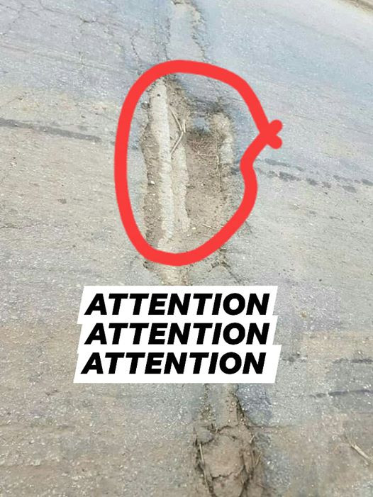 Nigerian Engineer draws attention to two metal steels protruding from a pothole on Ososa-Ijebu bridge which cause vehicles to