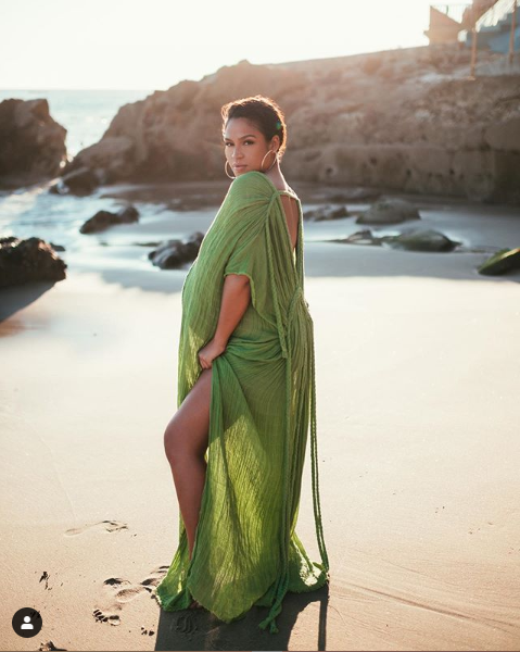 Singer Cassie showcases her baby bump in new stunning photos