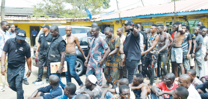 Police arrest accomplices of a Pastor who allegedly pays N3,000 for fake miracles lindaikejisblog