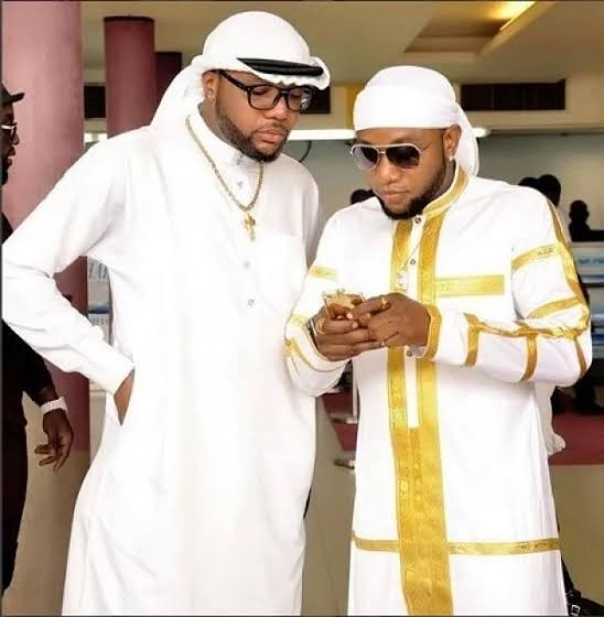 Is your brother dead Kcee asks troll who accused him of always showing off E-Money's properties lindaikejisblog